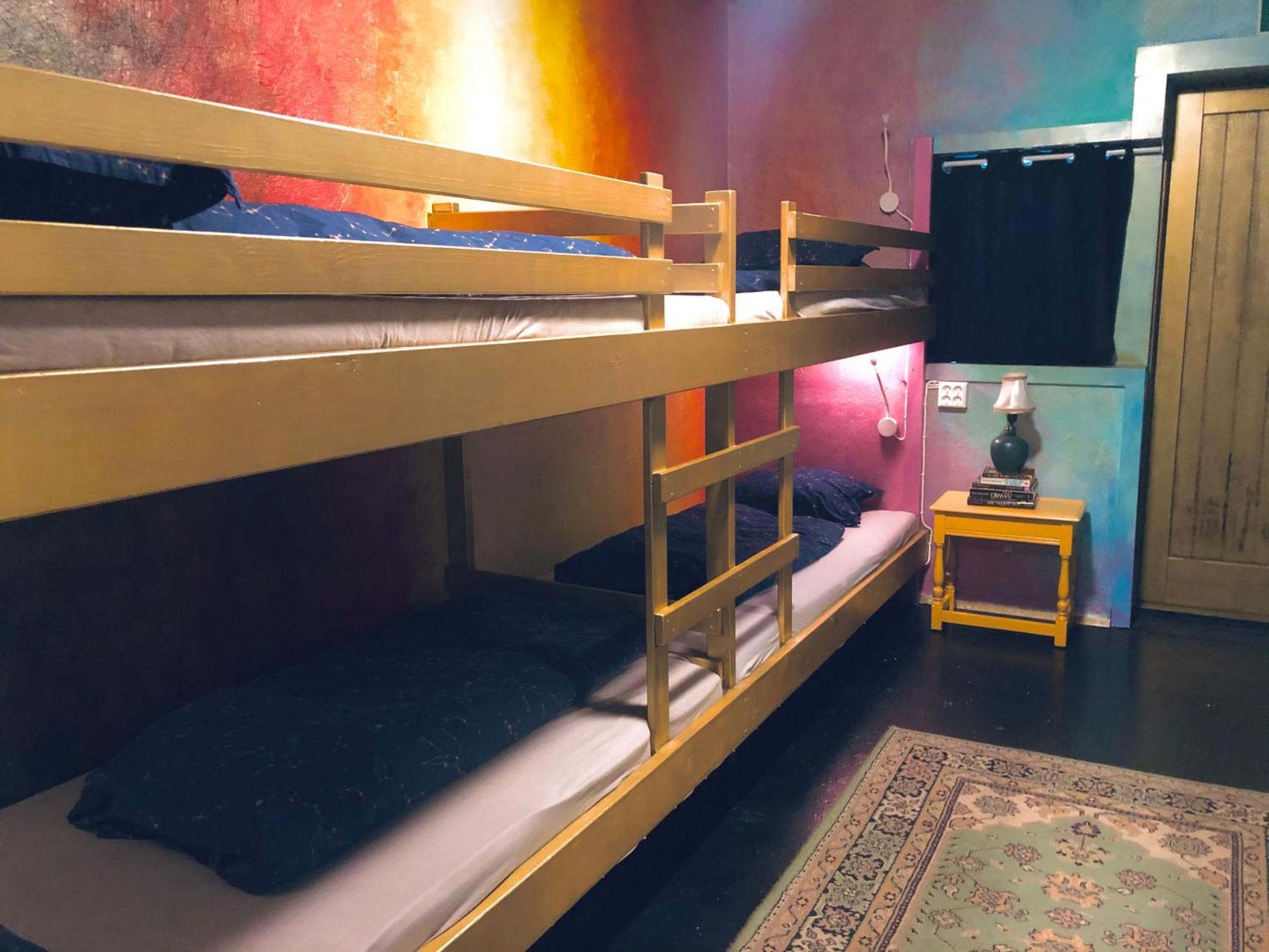 The Freezer Hostel & Culture Center ヘリサンドゥル 部屋 写真