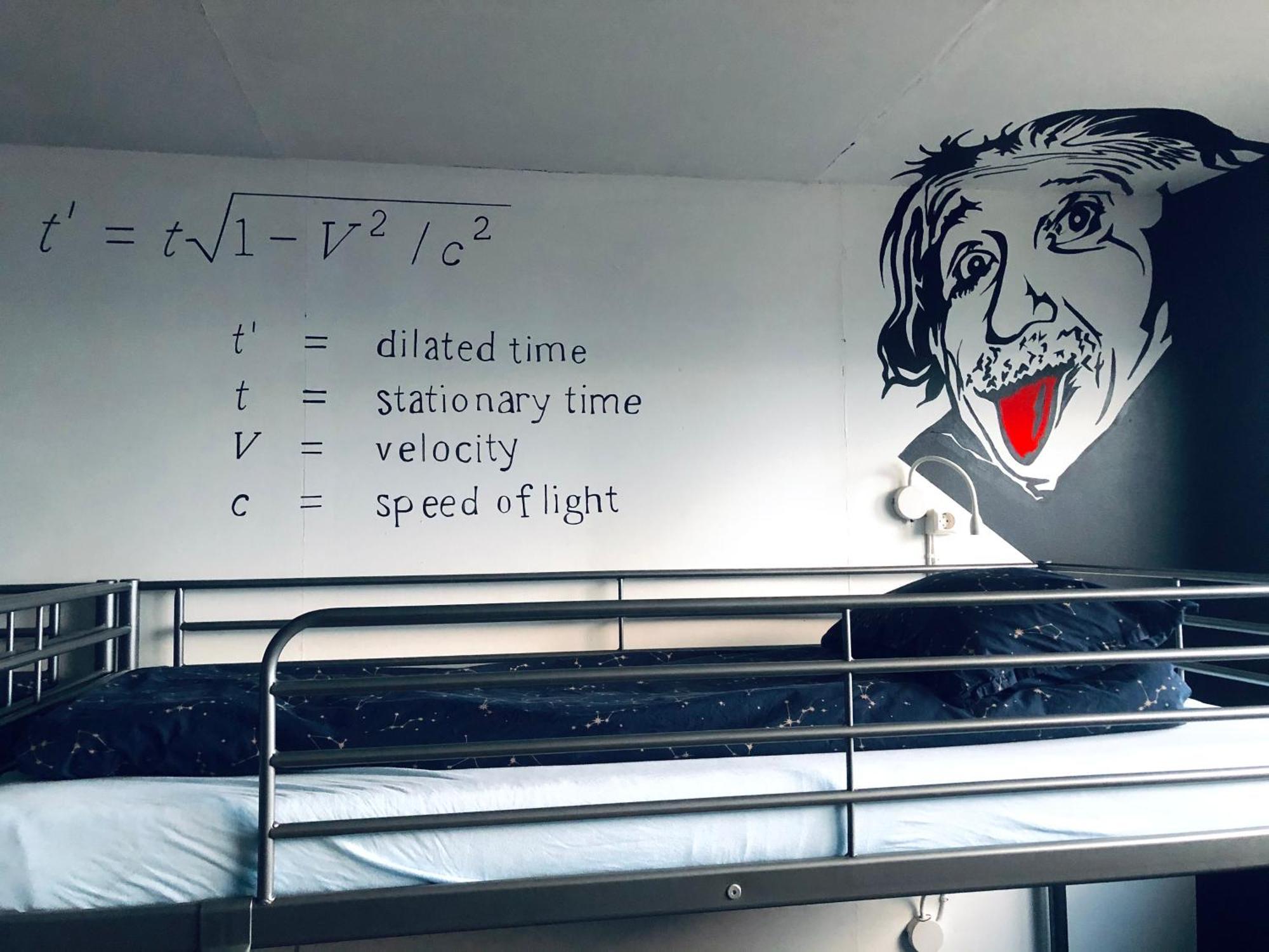 The Freezer Hostel & Culture Center ヘリサンドゥル 部屋 写真