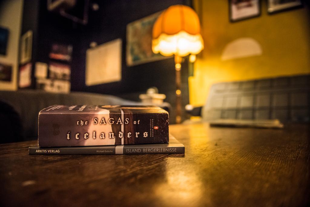 The Freezer Hostel & Culture Center ヘリサンドゥル エクステリア 写真